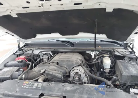 2013 Chevrolet Suburban 1500 Lt from USA, damaged, VIN 1GNSKJE75DR144201